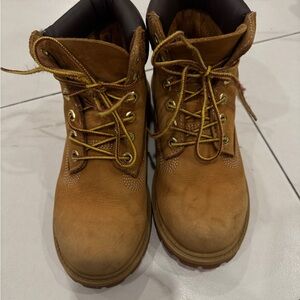 Timberland Kids Boots Size 2 – Brown – Gently Used